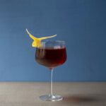 Der Trident Cocktail ist ein Twist auf den Negroni von Robert Hess