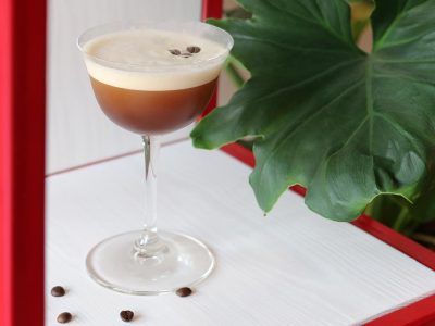 Drei verschiedenen Varianten Espresso Martini