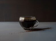 Sechs Beispiele für Cocktails mit Kaffee